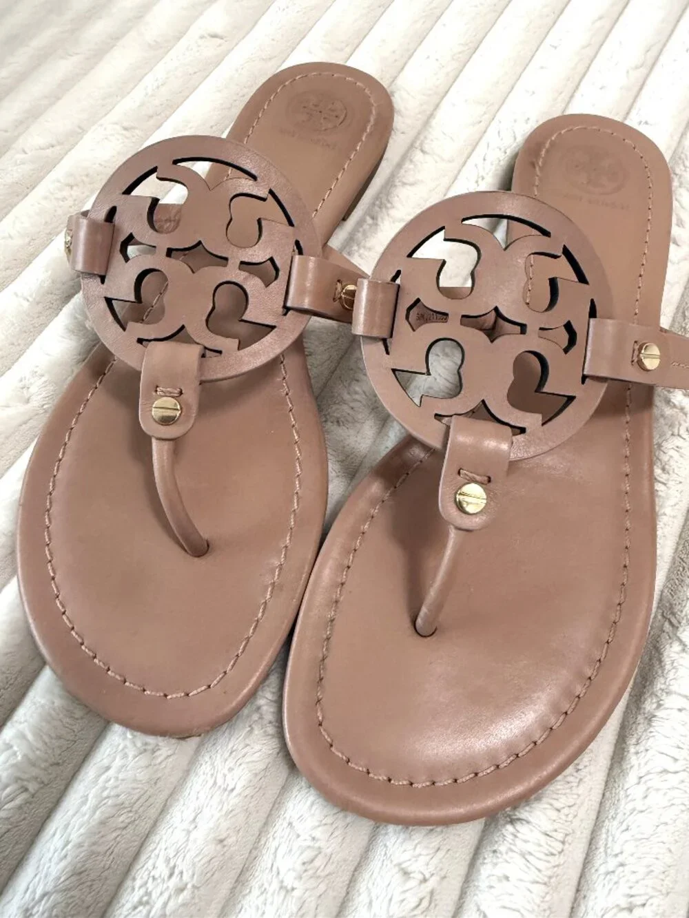 Tory Burch Miller Thong sandal - Almond Flour (tan) Size 9